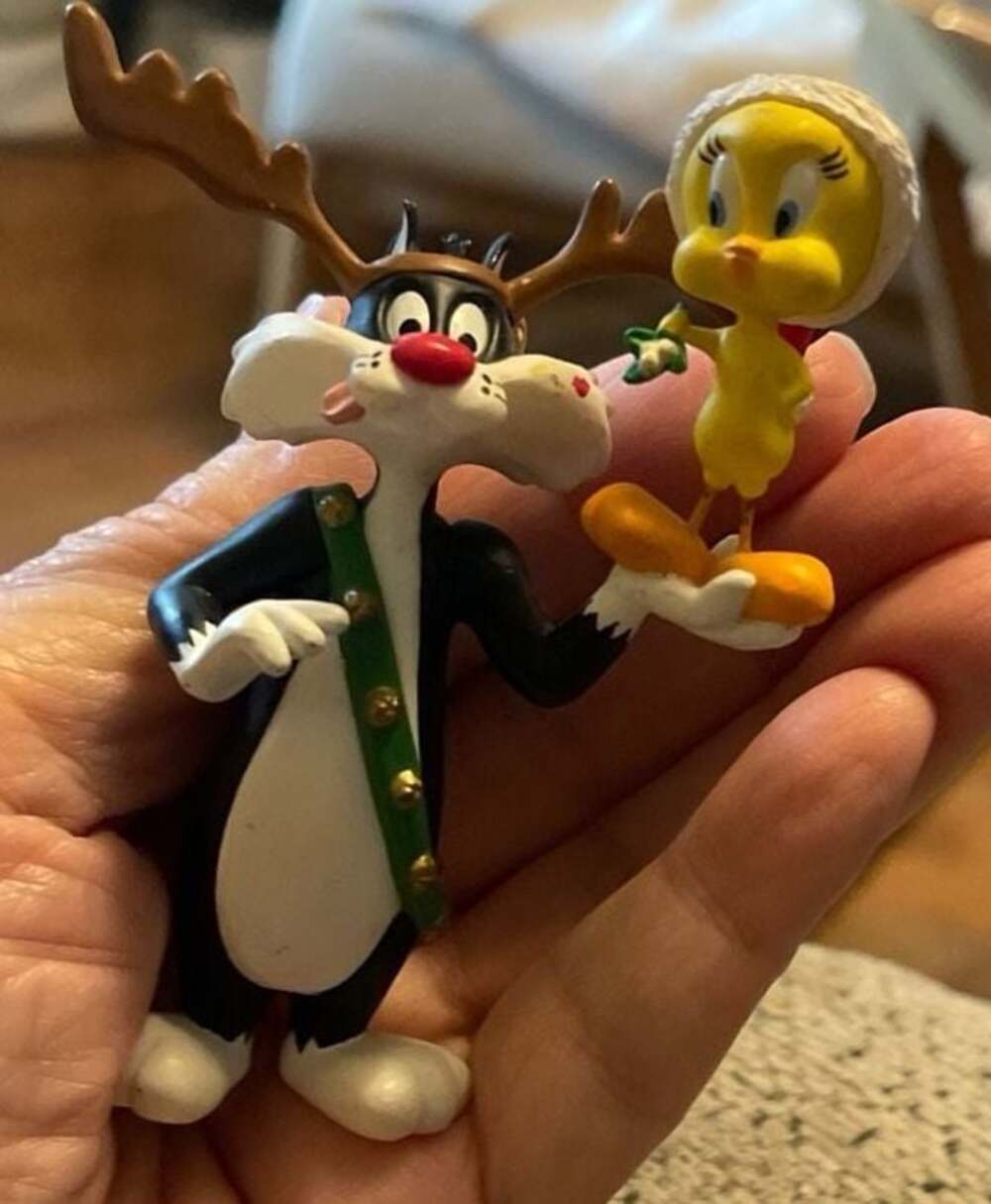 1993‎ Hallmark Keepsake Looney Tunes Sylvester and Tweety Christmas Ornament